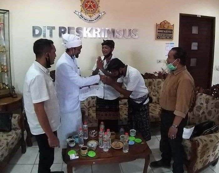 podiumnews.com-Kasus Dugaan Pencemaran Nama Baik Jro Mangku Via Sosmed Berakhir Damai 